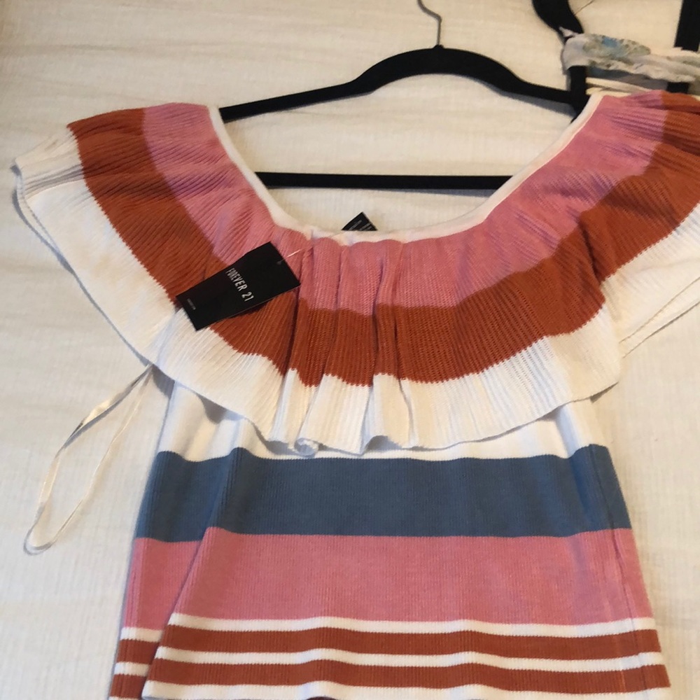 Forever 21 top!